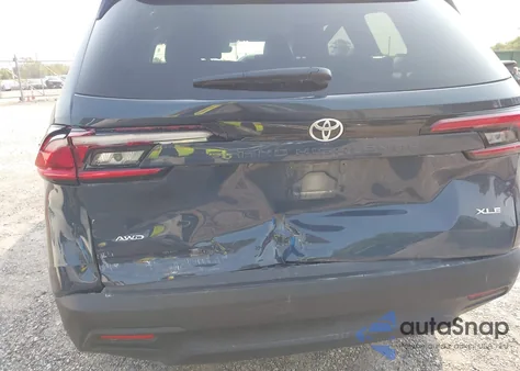 2025 Toyota Grand Highlander Xle z USA, uszkodzony, nr VIN 5TDAAAB55SS083263